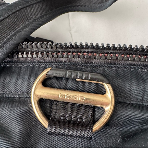 PacSafe CX Anti-Theft Backpack - Picture 4 of 6